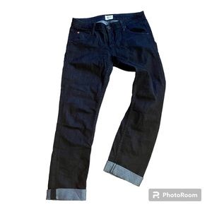 HUDSON - dark wash - crop ankle jeans - RN107806 - size 26 - EUC!!! Fantastic!